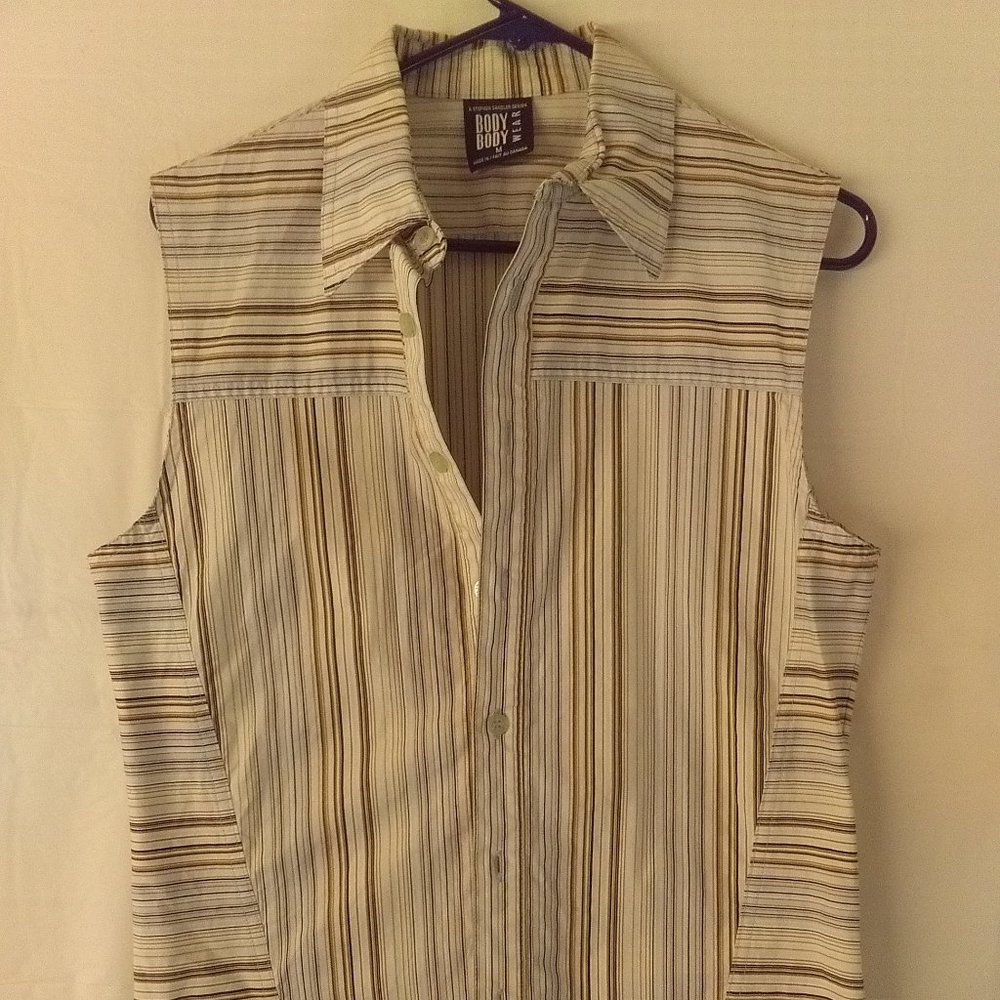 MENS SLEEVELES BUTTON DOWN FORM FITTING SHIRT